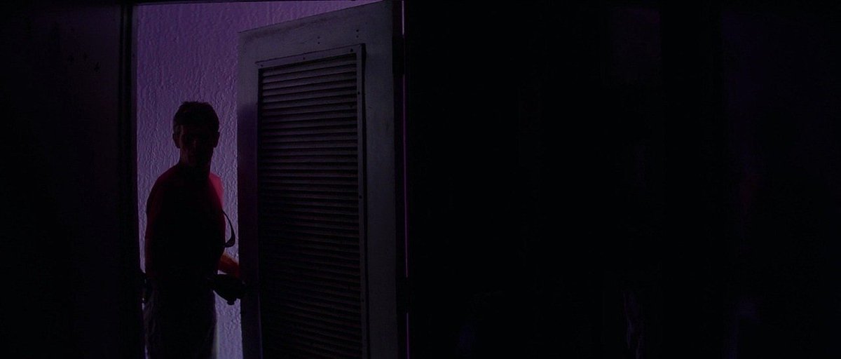 screenscaps's tweet image. the florida project  (2017) dir. sean baker