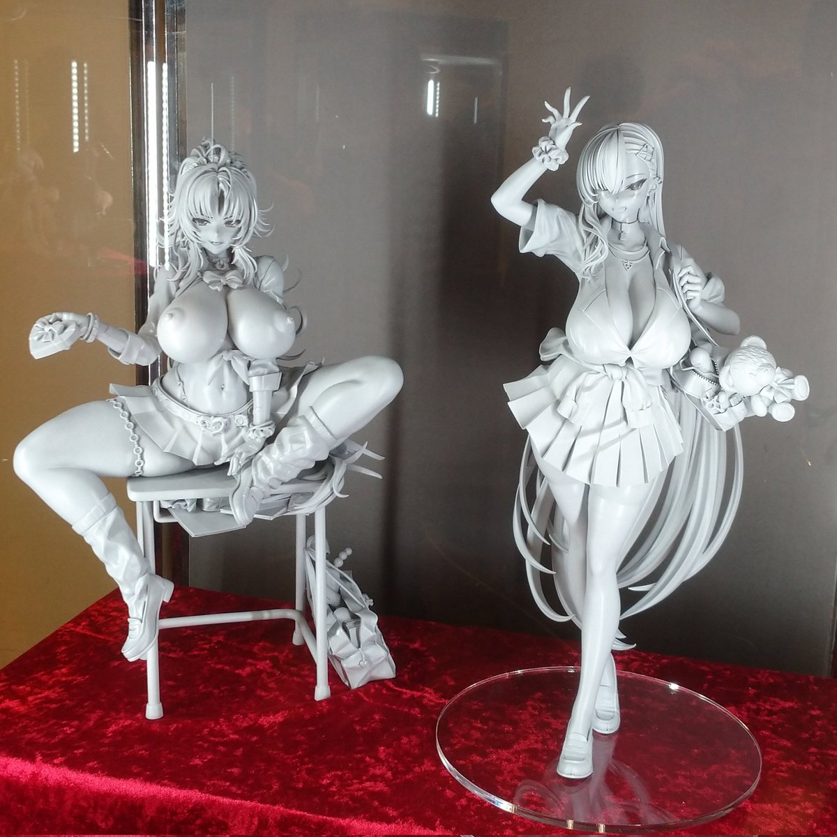 ミヤちゃんでっか♥️
ラスオリバリアナ&宝蓮も見てきた
横乳デカデカ