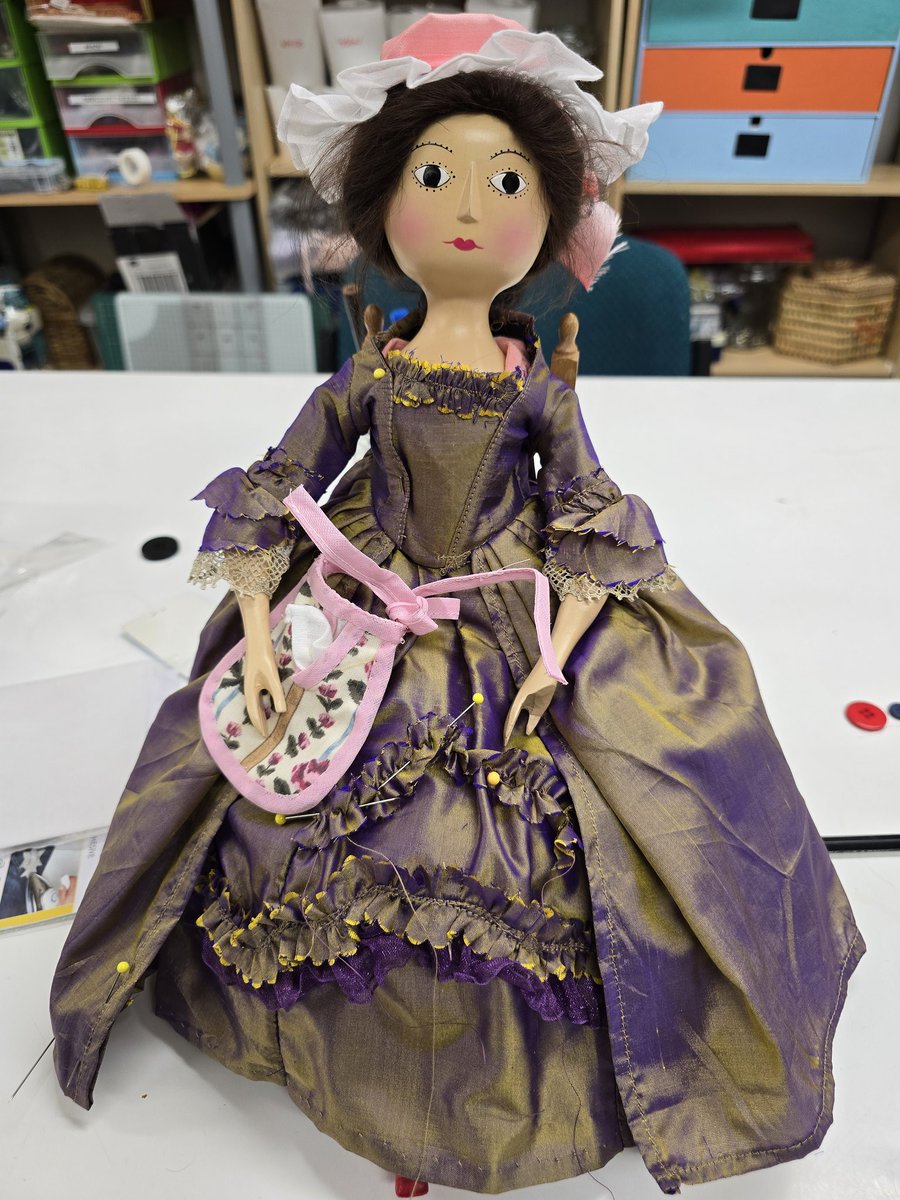 The Big Fandango (@big_fandango) on Twitter photo Our stitchers do all sorts of exciting & amazing things including 18th C. Costume π€©. This is a clue to our next Craftivist project ...it's about seditious materials, pockets and powerful women! π <a href="/HelenTomlinson2/">Helen Tomlinson</a> @Debs4StMarys22 <a href="/LynneRidsdale/">Lynne Ridsdale</a> <a href="/areessbee58/">Russ4Pilky26</a> <a href="/LisaDValentine/">Lisa Valentine - Journalist</a> Our stitchers do all sorts of exciting & amazing things including 18th C. Costume π€©. This is a clue to our next Craftivist project ...it's about seditious materials, pockets and powerful women! π <a href="/HelenTomlinson2/">Helen Tomlinson</a> @Debs4StMarys22 <a href="/LynneRidsdale/">Lynne Ridsdale</a> <a href="/areessbee58/">Russ4Pilky26</a> <a href="/LisaDValentine/">Lisa Valentine - Journalist</a>
