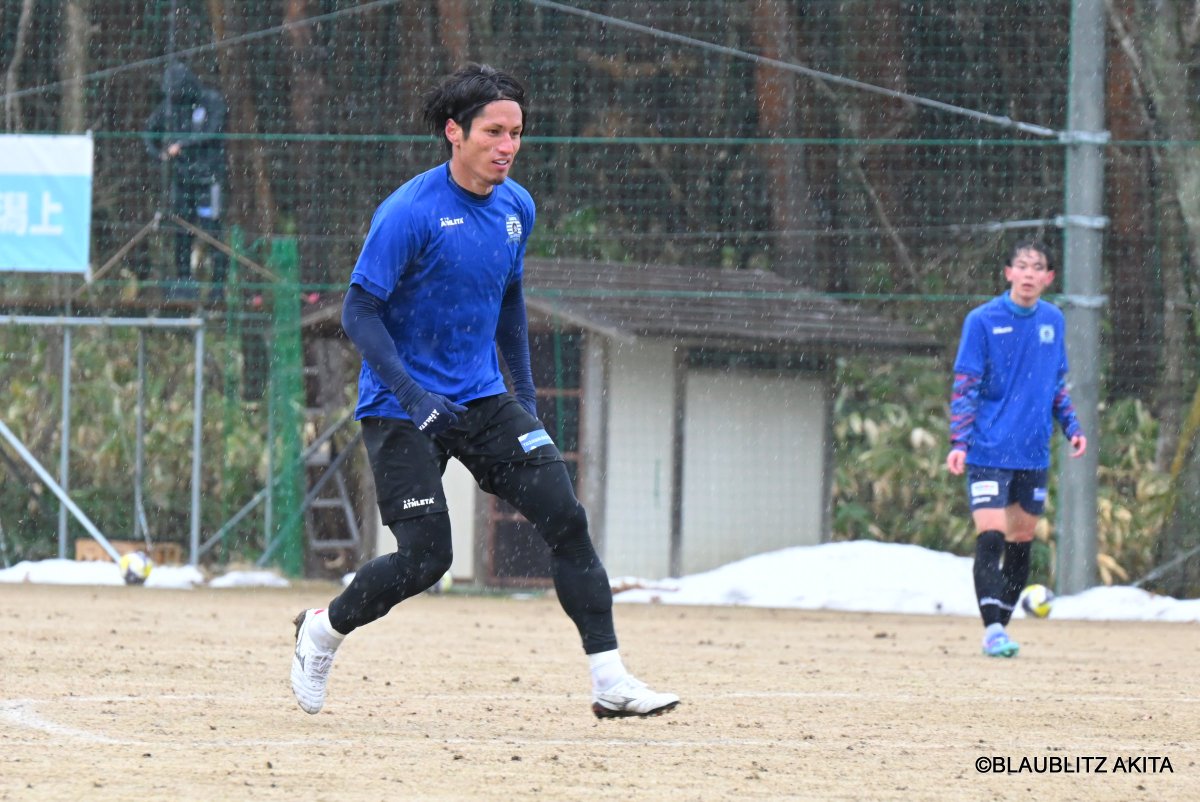 🔵𝗧𝗥𝗔𝗜𝗡𝗜𝗡𝗚 𝗠𝗔𝗧𝗖𝗛🔵

🆚富士大学
🗓️3月16日(日) 12時
🏟️#YSKスカイフィールド潟上
⏲️45分×2
✅秋田 6-0 富士大

⚽️得点者
#佐川洸介 選手
#深港壮一郎 選手
#鈴木翔大 選手
#佐々木輝大 選手(U-18)
#石田凌太郎 選手
#畑橋拓輝 選手

詳細はこちら💁
blaublitz.jp/whatsnew/13735…