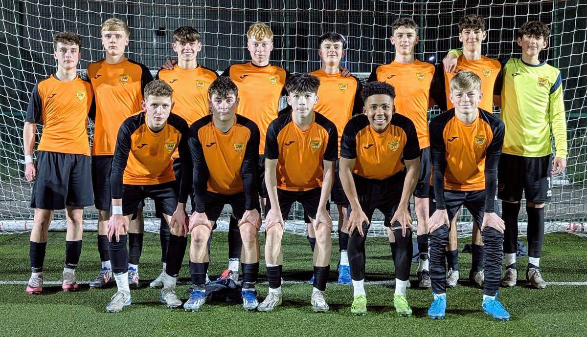 Well done to our U15 Boys with an unbeaten season and ending with a 2-1 win 
Great end to a great season well done boys