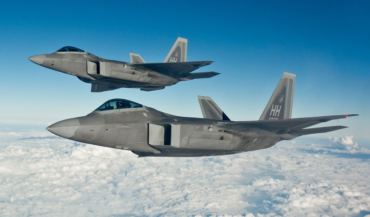 RAF_Luton tweet media