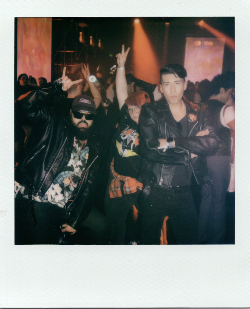 HausOfAStranger's tweet photo. Happy in the club with a bottle of red wine, stars in our eyes cause we’re havin a good time, so happy I could die and it’s alright. https://t.co/UjSyLv3QPX
