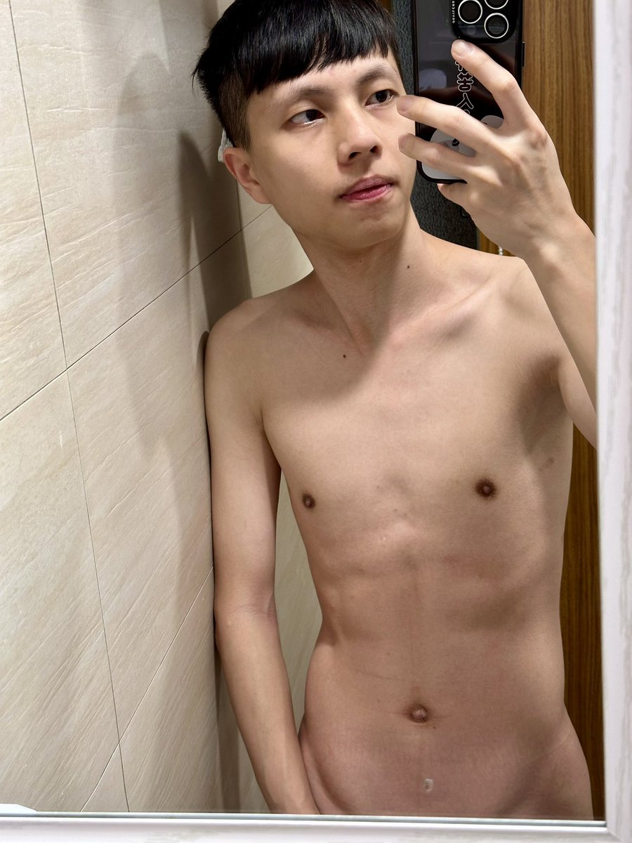 在生日大餐前趕快記錄一下
假裝自己沒有變胖🫣