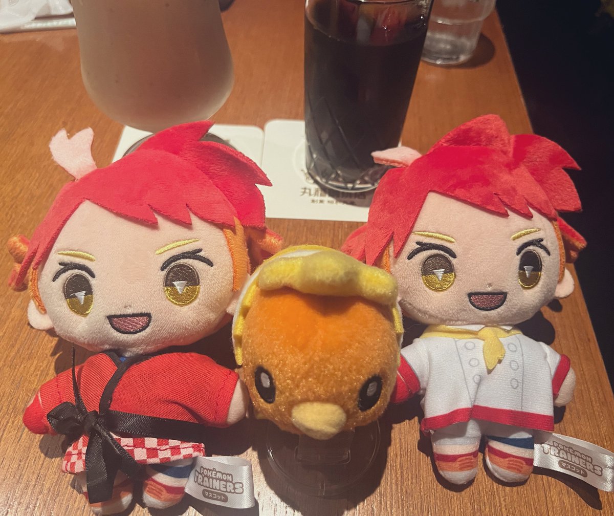 hihoさんと寄稿本お渡しがてら、遊んで頂いた〜!! 超かわいい寄稿原稿の女装アカマツ➕タロちゃん描いてもらい、超嬉しいになりました🌼 