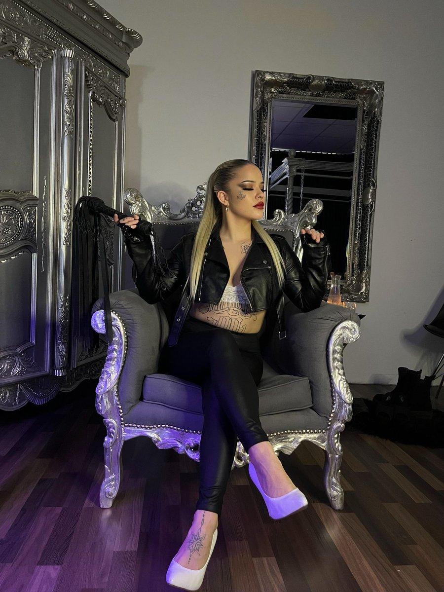 Studio 60 Vip Muenchen, Mietstudio ,BDSM Apartment (@studio60vip) on Twitter photo Sündige Stunden heute Sonntag im Studio verbringen? Sei mutig und sichere dir bei einer der Ladies.....
▶️ <a href="/MistressJenna_1/">Lady Jenna</a>
▶️ <a href="/Mrs_Milla_Rocks/">Mistress MILLA ROCKS</a>
▶️ <a href="/Desiree_de_Luxe/">Miss Desirée de Luxe</a>
▶️ Lady Jaqueline Sündige Stunden heute Sonntag im Studio verbringen? Sei mutig und sichere dir bei einer der Ladies.....
▶️ <a href="/MistressJenna_1/">Lady Jenna</a>
▶️ <a href="/Mrs_Milla_Rocks/">Mistress MILLA ROCKS</a>
▶️ <a href="/Desiree_de_Luxe/">Miss Desirée de Luxe</a>
▶️ Lady Jaqueline
