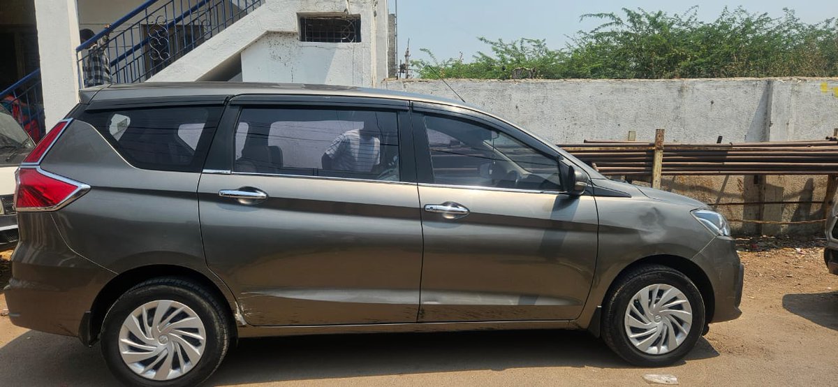 Devaraj_meti's tweet photo. Car for Sale
Suzuki Ertiga VXI 2023
1st Owner 
Yellow board vehicle 
Loan 380000 is pending in bank
Contact us 6360201245 https://t.co/ZzqtDxffyI