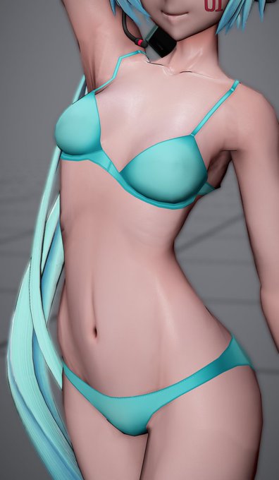 性癖を詰め込んだBodyビフォーアフター
・体のデティールアップ
・肌の色ムラの追加
・血管表現の追加

お腹や鼠径部のラインををテクスチャの陰影描きこみじゃなく、ポリゴンの凹凸で影で出してるのがこだわり
色ムラや血管表現も、微妙に色合いやパターンを変えたレイヤー複数重ねて作ってます 