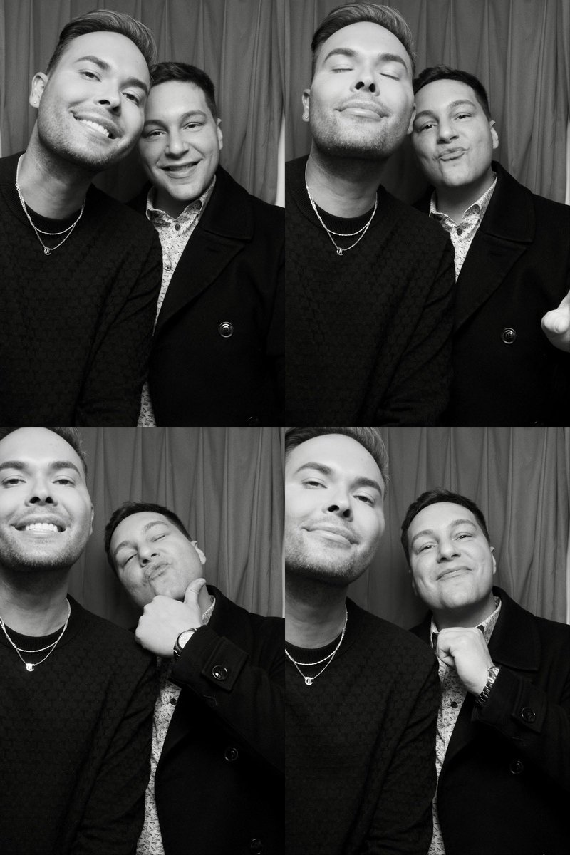 ChrisTrondsen's tweet image. Cheesin’ in the photo booth at A Crystal Cove Restaurant with Tyler, Jackie & Sabrina ♥️ 📸