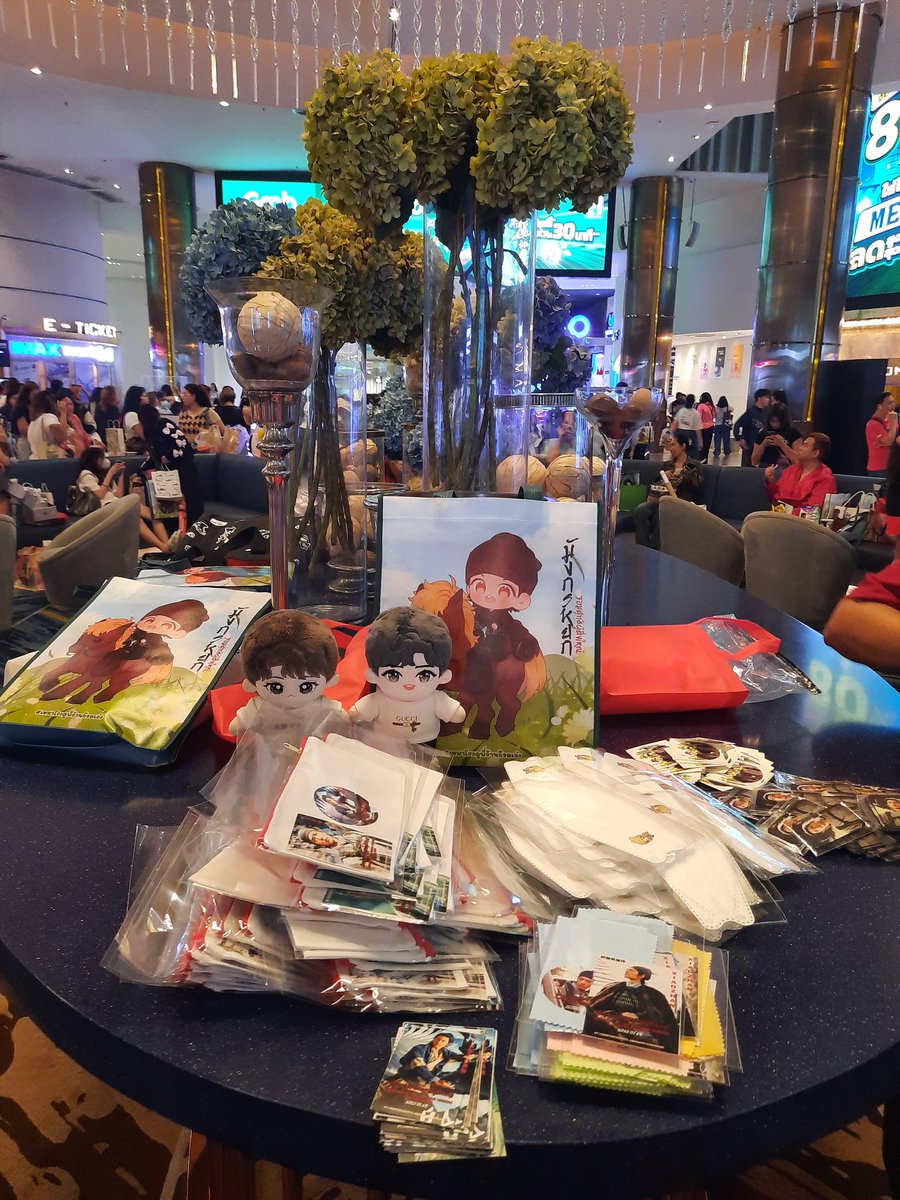 bowzbehappys's tweet photo. 🎬GIVE AWAY🎬
🐰❤BAG+ผ้าเช็ดเลนส์+📷Card(Random) 

📍SUN,2025/03/16 #เหมาโรงดูพี่จ้านก๊วยเจ๋ง 
⏰พิกัด ชั้น 5 โต๊ะโซนกลาง 
📢RT* มารับได้เลยค่ะ 
แจกกับ @sunitsarazang

#Behappysxgiveaw 
#มังกรหยกจอมยุทธ์ผู้ยิ่งใหญ่
#LegendsOfTheCondorHeroes
 #เซียวจ้าน #WYibozz #BehappysxWYXZ https://t.co/lwaN3s94iz