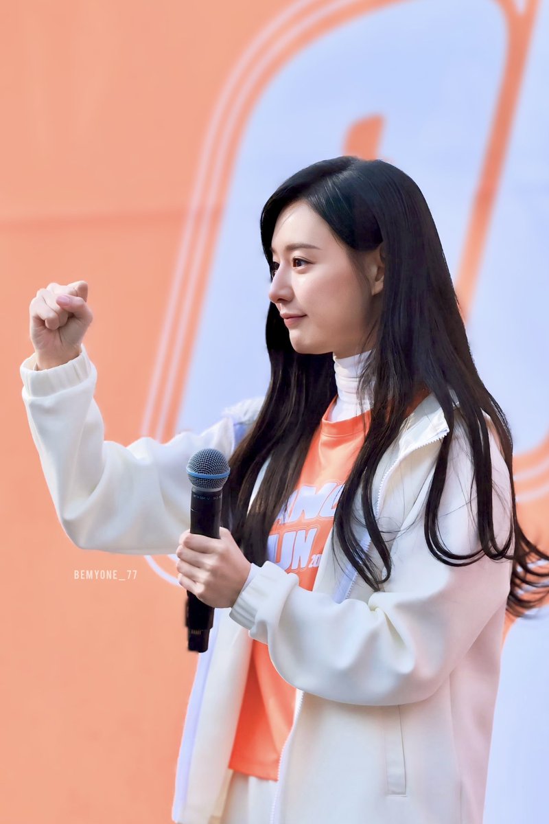 bemyone_77's tweet photo. 20250308
#김지원 #kimjiwon #金智媛 https://t.co/oPvC6rbfpa