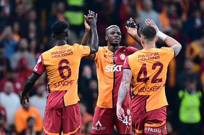 ntvspor's tweet photo. Victor Osimhen'in yeni sezondaki adresini açıkladı

🔗https://t.co/JyhRoTnaj4

Foto: AA https://t.co/D5Wo6Egsxe