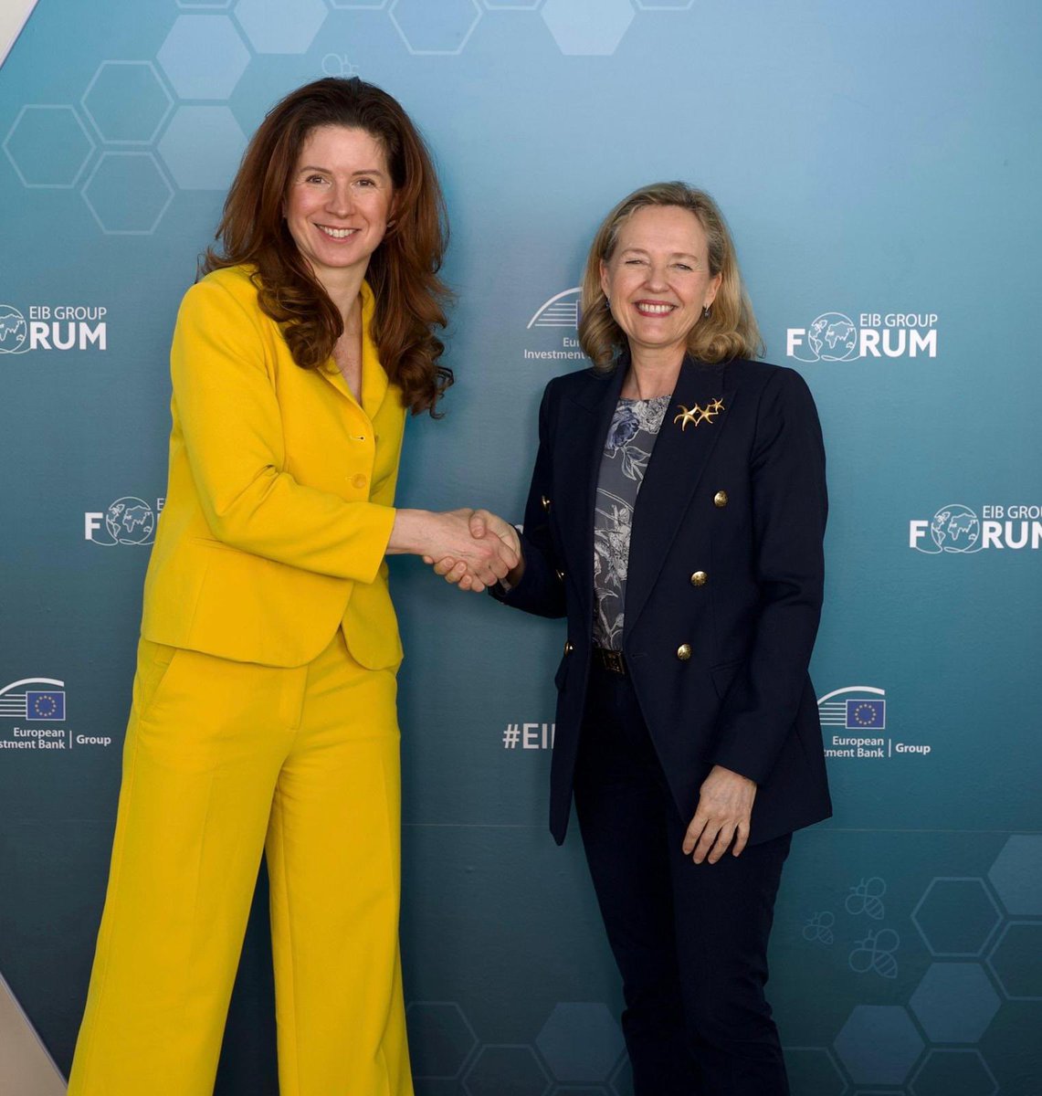 Nadia Calviño (@nadiacalvino) on Twitter photo Looking back on the #EIBforum, I’d like to share the good exchange with <a href="/CoR_President/">Kata Tüttő</a> Kata Tüttő on our shared priorities. 
The <a href="/EIB/">European Investment Bank</a> Group 🤝 <a href="/EU_CoR/">European Committee of the Regions</a> longstanding partnership promotes growth & talent across all EU regions, with a focus on social infrastructure. Looking back on the #EIBforum, I’d like to share the good exchange with <a href="/CoR_President/">Kata Tüttő</a> Kata Tüttő on our shared priorities. 
The <a href="/EIB/">European Investment Bank</a> Group 🤝 <a href="/EU_CoR/">European Committee of the Regions</a> longstanding partnership promotes growth & talent across all EU regions, with a focus on social infrastructure.