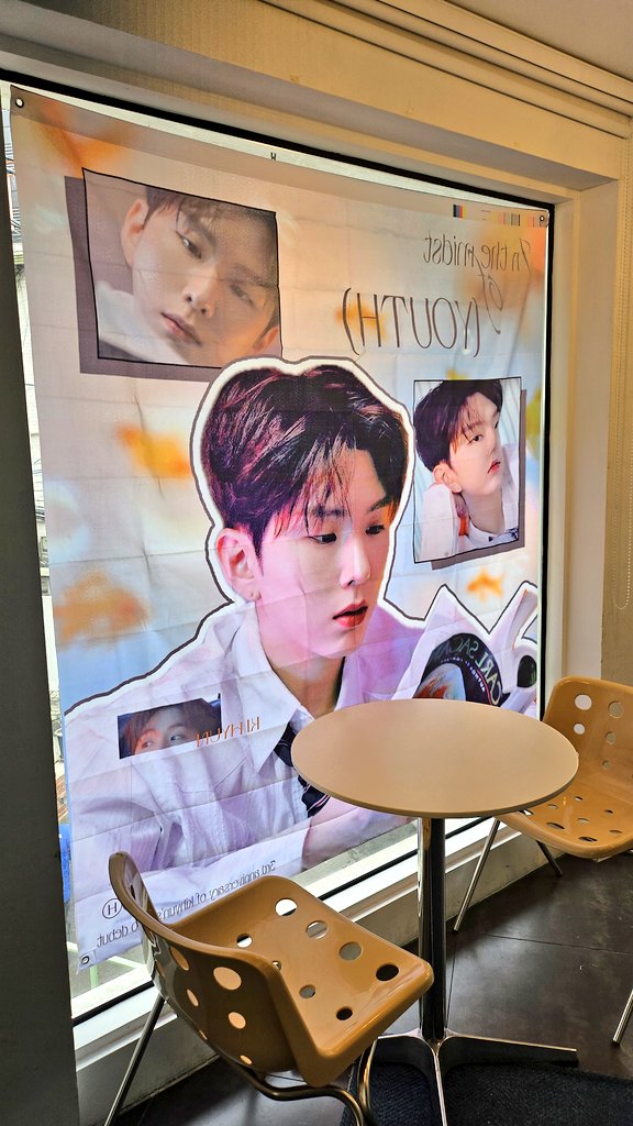 yuukh1122's tweet photo. If you want it,
I can take you away ✈️💙

#오늘도_별처럼빛나
#청춘이라는여정을_너라는별을향해 https://t.co/pDYyevdSue