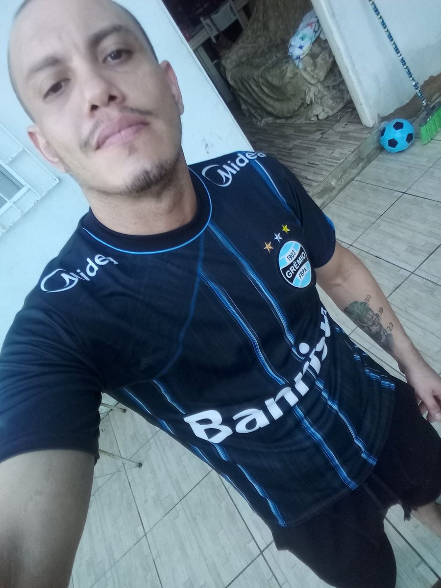 Vendo conteúdos virtuais e só chamar garanto q vara não falta