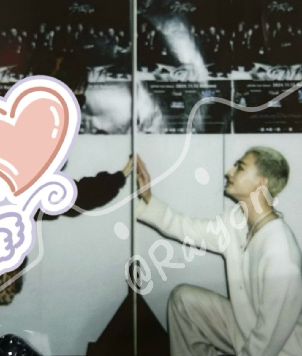 ssomi_SKZlove's tweet photo. 다죽자 https://t.co/URTEkSGY7a