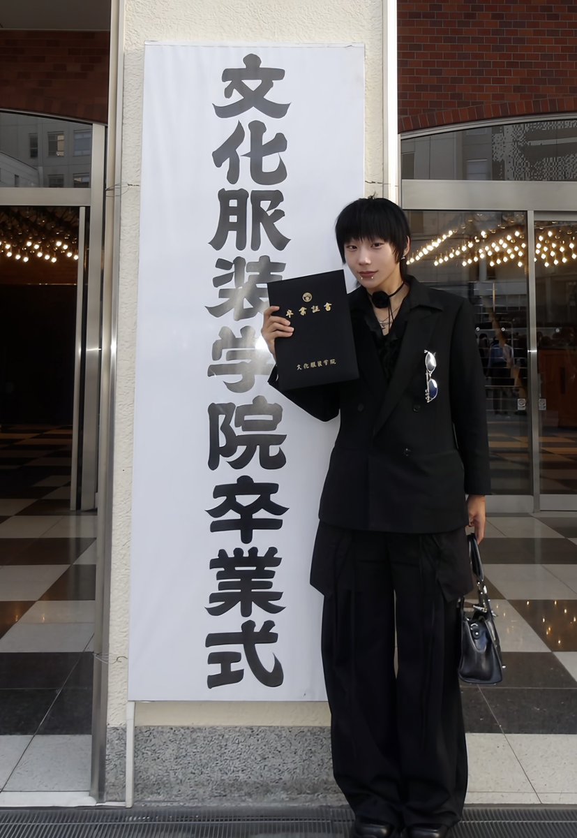 眼鏡 tweet media