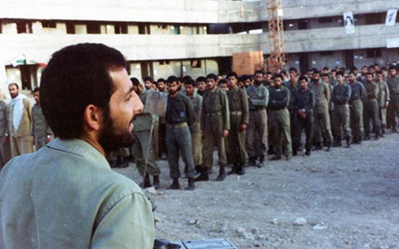 در عملیات خیبر آقا مهدی در هنگام عقب‌نشینی برخی از یگان‌ها از کنار دجله به من گفتند: «برادر محسن کسی که برای خدا می‌جنگند که عقب‌نشینی ندارد».

 در عملیات بدر در همان منطقه محاصره شده بود. به او پیام دادم که عقب بیا. بین گفته من و اعتقادش گرفتار شده بود؛ اما تصمیم گرفت ساعت‌ها
