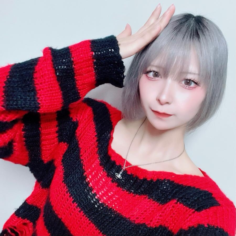 今日はまたフェス当日だね！！
うちは17時台の半ば～後半くらいに出ます🙌
1人で出るの初めてだか… cheerz.cz/p/1977558 #みけねこカフェ #メイド喫茶 #またたび #お給仕 #屋根裏 #鯖缶  #CHEERZ