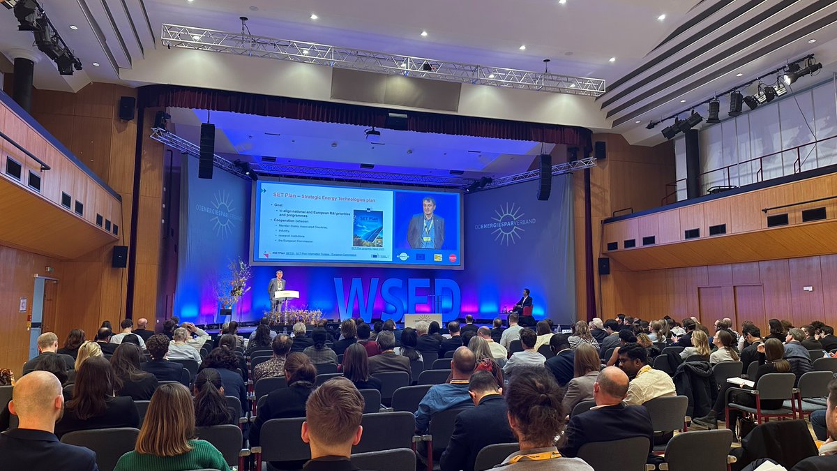 At the Industrial Energy Transition Conference 2025 part of #WSED25, Franz Hörzenberger joined session on "Key Technologies for Industrial Transformation."

Key topics:
🔋 Energy storage
♨️ High-efficiency heat pumps
🌿 CCUS for decarbonization

🔗 rb.gy/2bia0e