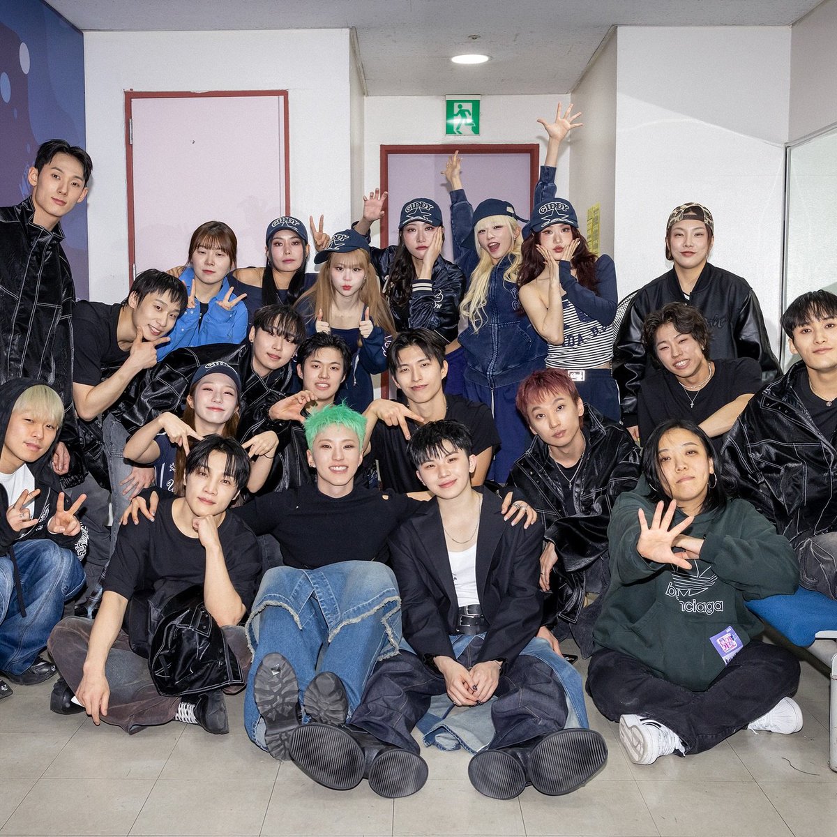 woozimedia's tweet photo. 250316 svt dancer ig update with woozi! https://t.co/uy6O9Cue6T