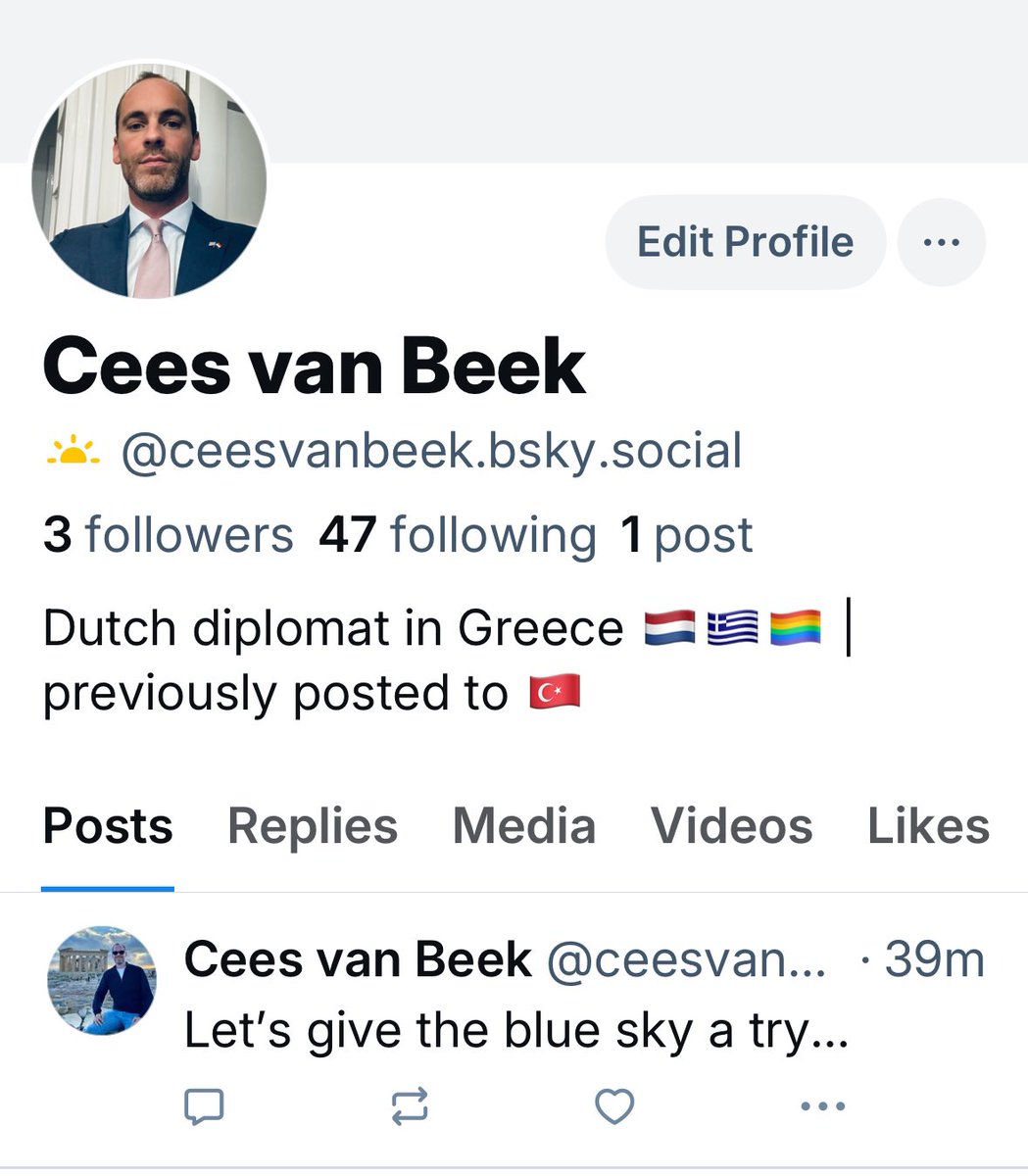 Cees Van Beek tweet media
