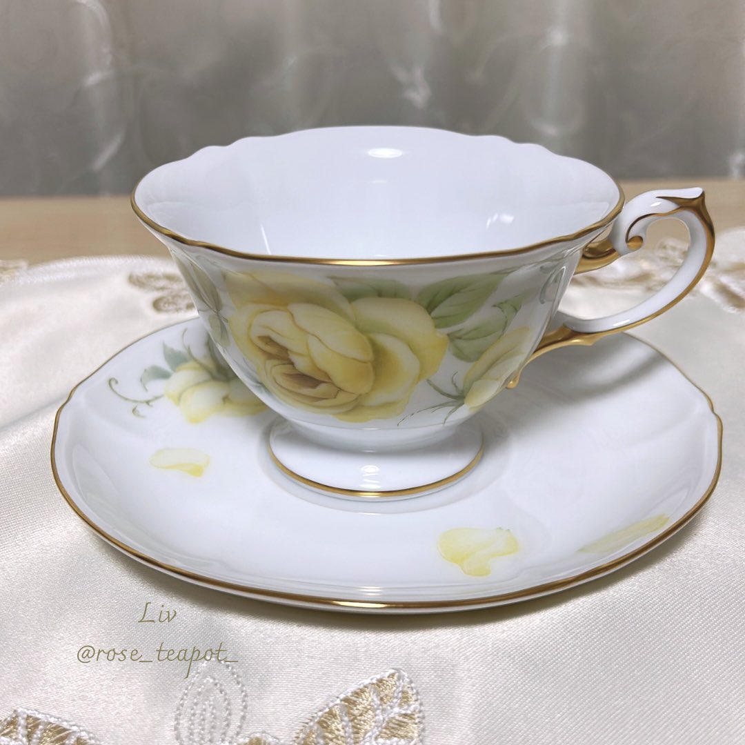 大倉陶園「フェアリーローズ グラハムトーマス ティーカップ」をお迎え