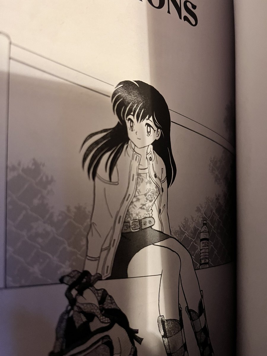 WinspearUltima's tweet photo. I love the Inuyasha manga so much
I also appreciate how Rumiko Takahashi styles her characters especially this one with Kagome stylish right here
#Inuyasha #ShonenSunday #Manga #Anime #RumikoTakahashi https://t.co/Ljb8hdYR9E