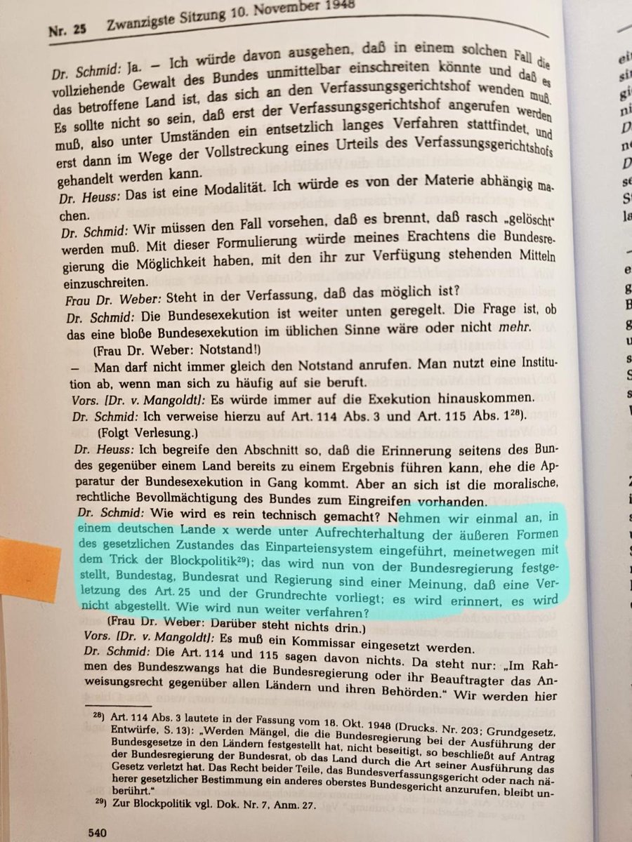Primärquellen lesen hilft: einig haben Dr. Carlo Schmid (#SPD), Dr. Theodor Heuss (#FDP) und Dr. Hermann von Mangoldt (#CDU), drei der prägendsten Väter des Grundgesetzes in den Protokollen des Parlamentarischen Rats ein #Blockparteiensystem als Trick zur Verschleierung einer