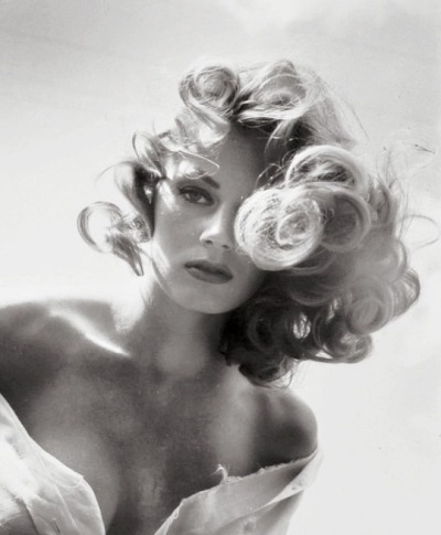 Noirchick In Old Hollywood tweet media