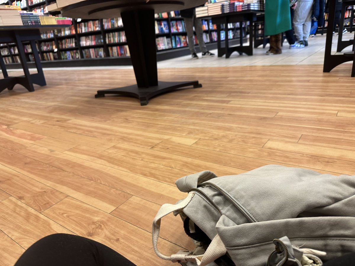 This is the view from the corner of the best-seller shelves in Waterstones. 
It’s what you get to see when an article pops into your head and you have no choice but to plop down where you are and get it written 🫣 #writers #differentlywired