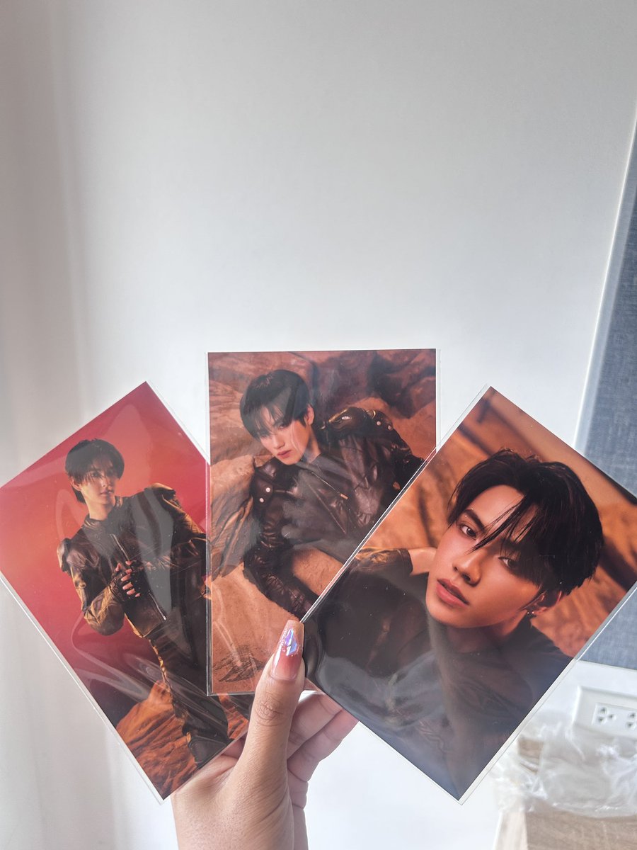 zanierzn's tweet photo. ปล่อยโปสการ์ด #BUS_LIGHTHEWORLD
ภู ภีม เปอร์ ใบละ430 รส ค่า✨💗
#ตลาดนัดbus https://t.co/YICus6T2NC
