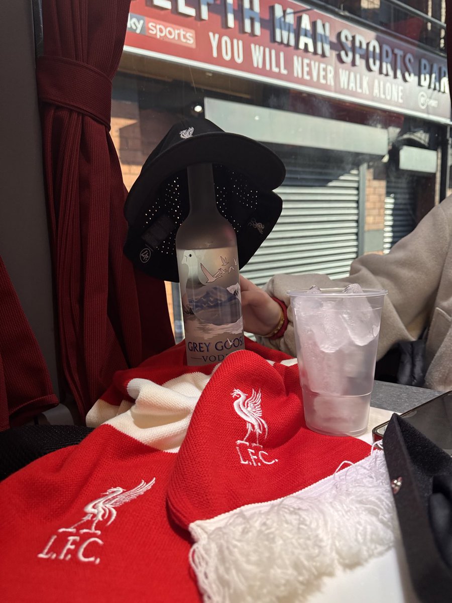 we’re off 🍺⚽️