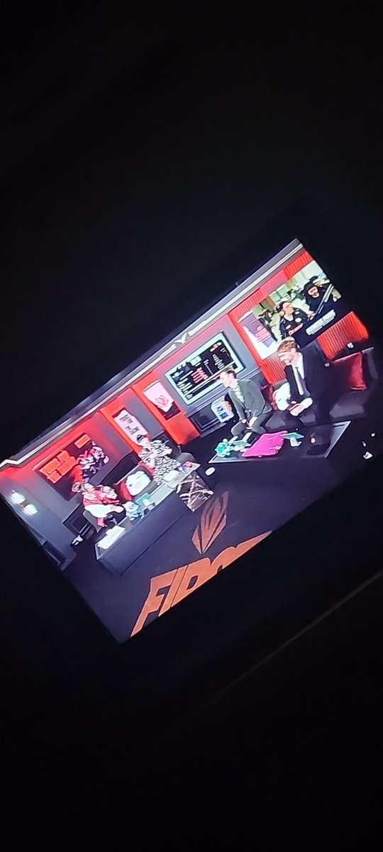 SlyoTv's tweet photo. 1-0 pour #KCORP ALLEZ LES GARD LACHER PAS #KCWIN https://t.co/t81jVHQVLa