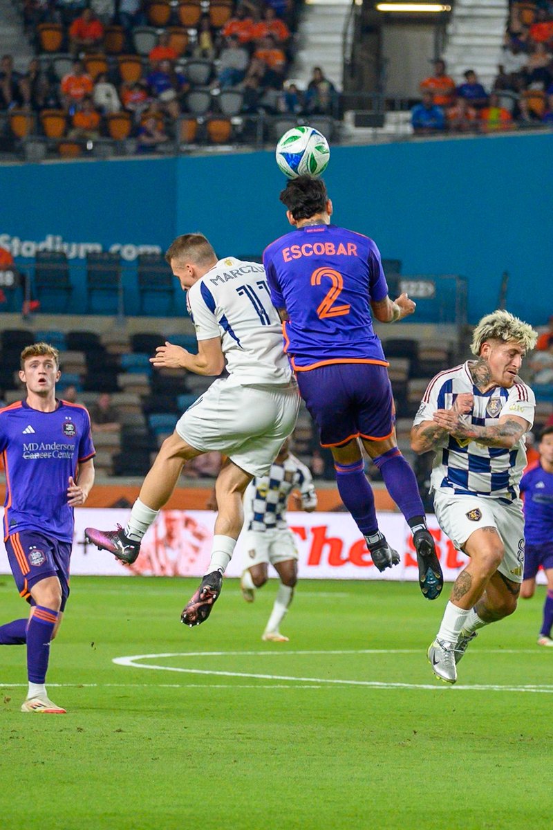MsKriNT's tweet photo. The biggest takeaway from the @HoustonDynamo game, refs need to be held accountable!!! #mlssoccer #Soccer #MLS #houstonsoccer #houstondynamo #soccerlife #ForeverOrangeForeverHouston #dynamodiesel https://t.co/nAq3ykaDqn