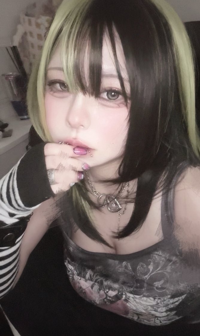 nasyipea's tweet photo. 私の人生にお前要らないよ https://t.co/h4B64y8rHx