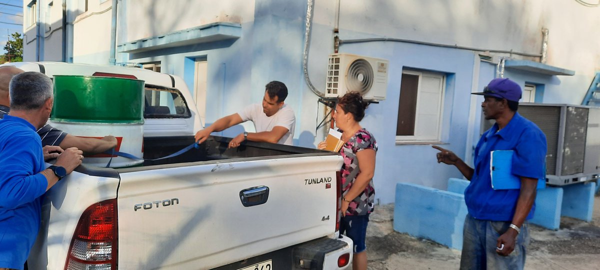 👉Para engranar la maquinaria sólo bastó una llamada.
📌Es la máxima durante estas horas difíciles para asegurar los servicios. La voluntad de seguir hasta el total restablecimiento.
💪Todos aportan en <a href="/ETECSA_Cuba/">ETECSA</a> #Mayabeque 
#EtecsaConCuba