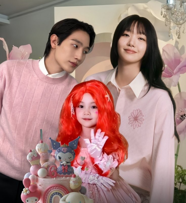 ᅠᅠWaktu telah menunjukkan pukul empat yang dimana sesuai masa yang telah ditentukan Rune harus membawa acara pada inti acara. Sebuah kue bernuansa merah muda dan biru serta diisi oleh karakter dari Sanrio telah hadir di hadapan ketiganya.