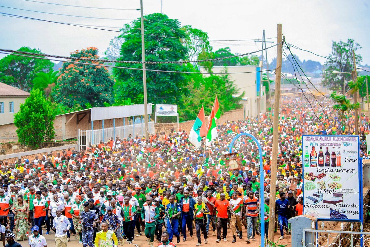 IntumwaNews's tweet image. Une Démonstration de Force à #Rutana et #Muyinga:
Le weekend du 15 mars 2025 a marqué un tournant décisif pour le parti @CnddFdd  avec des événements d'envergure organisés dans les provinces de #Burunga et de #Buhumuza. Ces rassemblements, qui ont eu lieu dans la commune Muyinga