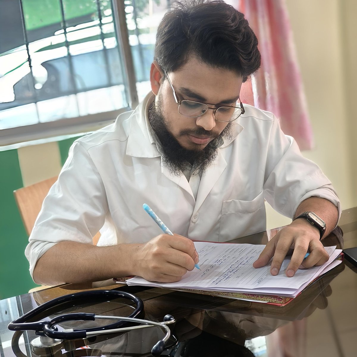 #NewProfilePic

👨🏻‍⚕️Not all angels have wings, some have stethoscopes🩺.