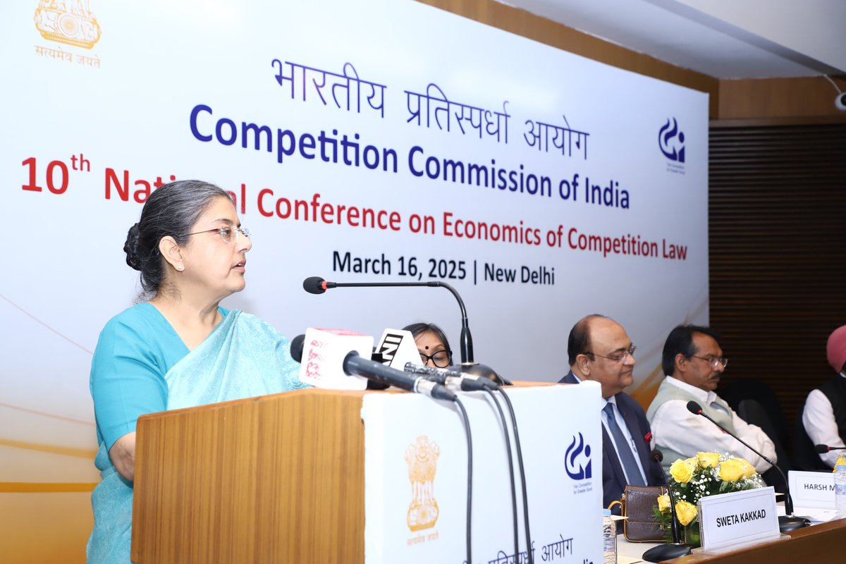 CCI_India's tweet photo. Smt. Ravneet Kaur, Chairperson, CCI, delivered the Special Address in the Inaugural Session of the 10th National Conference on Economics of Competition Law on March 16, 2025.
#CCI #PIB #CompetitionLaw #EconomicsConference https://t.co/rQ1dOLBmdN