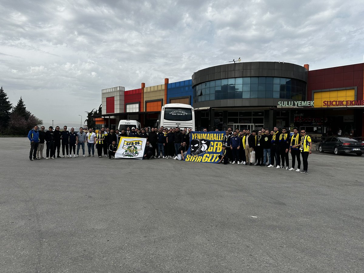 Hep peşinden..

Fenerbahçe’mizi samsunspor karşısında yalnız bırakmamak için Kadıköy yolundayız..

#GFB06
