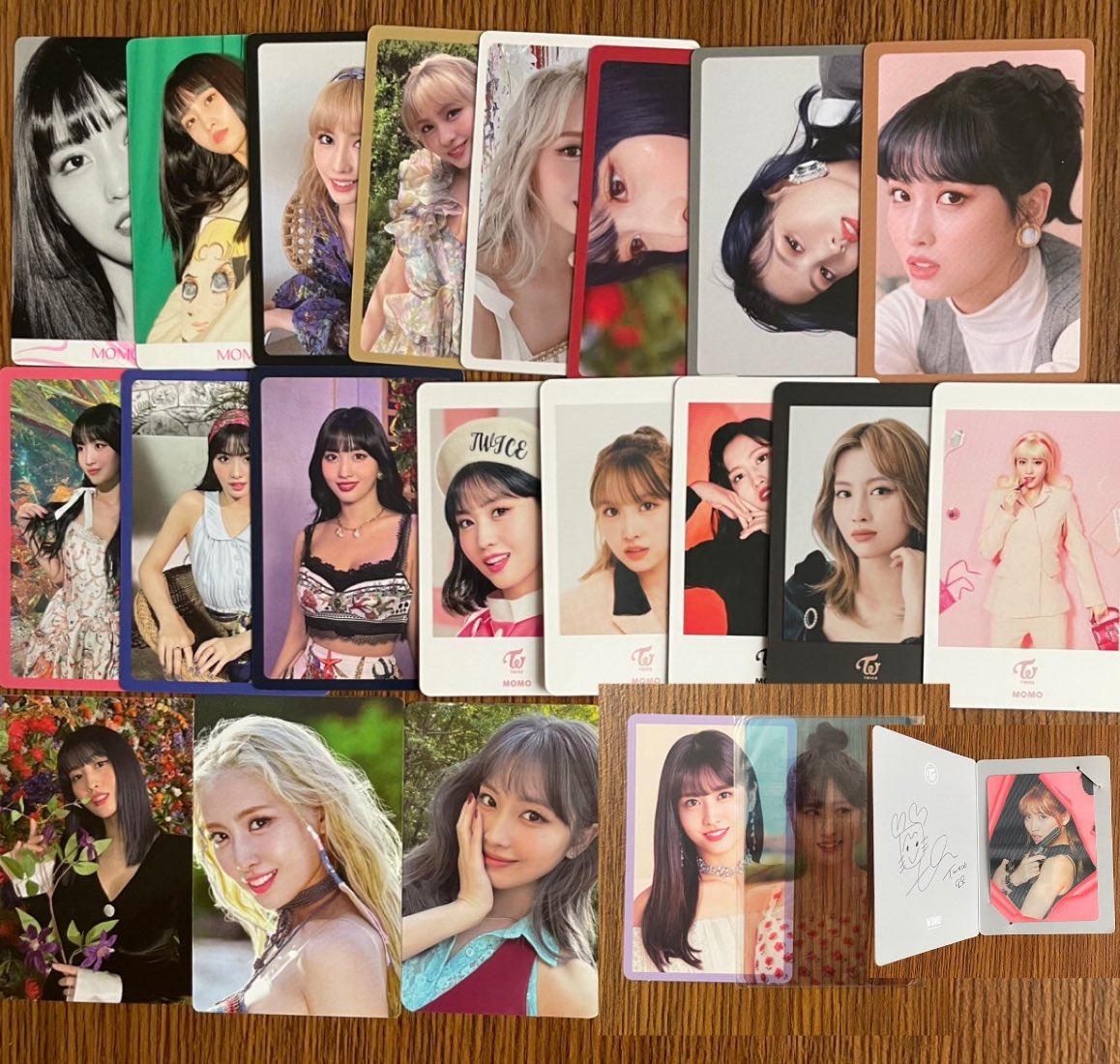 2WvqI's tweet photo. TWICE 買取

譲　画像（ナヨン、ジョンヨン、モモ、サナ、ジヒョ、ミナ、ダヒョン、チェヨン、ツウィ）
求　買取(メルカリ、paypay)

3枚以上の購入をお願いします。
リプにて希望額ご提示ください。
ご気軽にお声がけください🙌🏻

#TWICE買取 #TWICEトレカ交換 https://t.co/9dhor5xph0