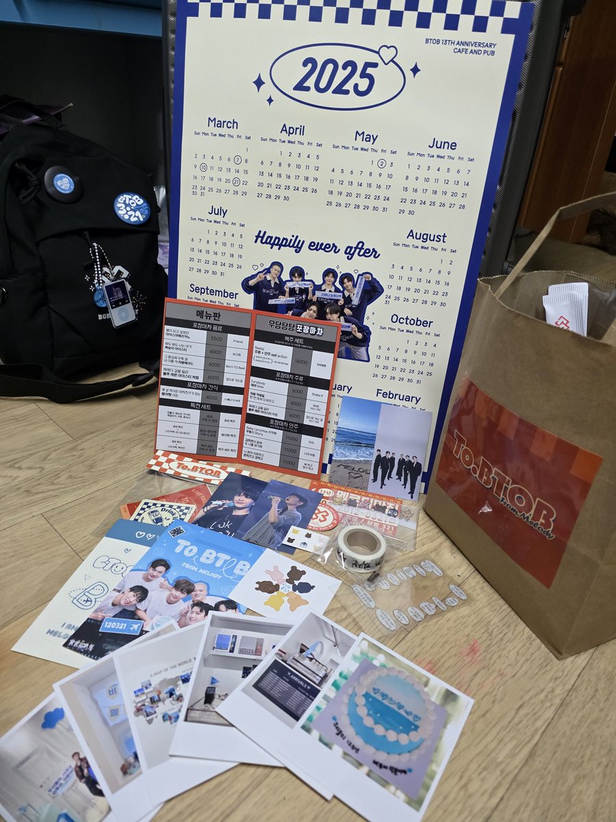 3월16일 일요일 우당탕탕 2일차 방문
이틀 연속 갔..
전날 당첨된 가방 메고 룰루 랄라~
전날 워낙 신나게 놀다 와서...
알아봐 주시고 반가워해주시는 운영진분들..
또 만날 날이 왔음 좋겠다~~
#내일도_모레도_비투비를_부를래
#비투비와_함께한_추억에_취해
#우리들의_13주년_비투비_덕분이야