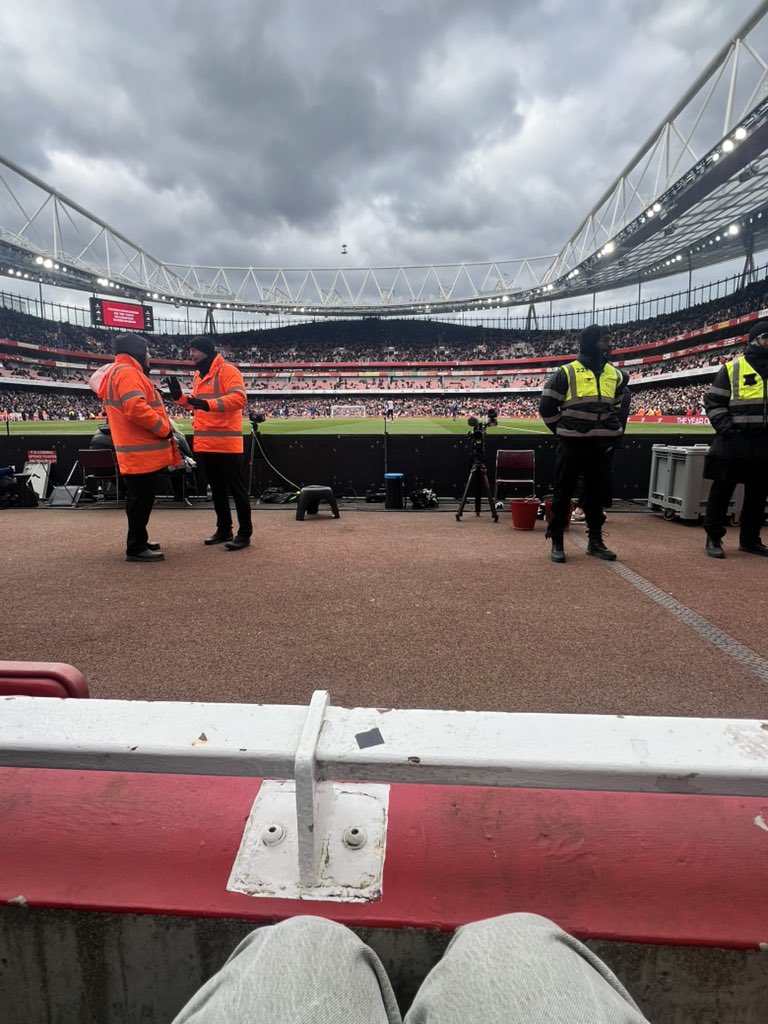 It’s really, really bad… and even worse this close up 😂🫣