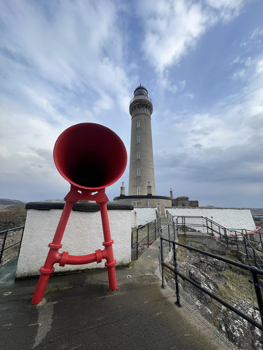 ratherbrunning's tweet image. We hit the weather right for a paddle round Ardnamurchan Point! Salen to Ardtoe with a lovely camp right by the lighthouse. Got out later in the week to continue the trip onwards to Loch Nan Uamh and another stunning camp. Fantastic conditions for March! #seakayaking #scotland