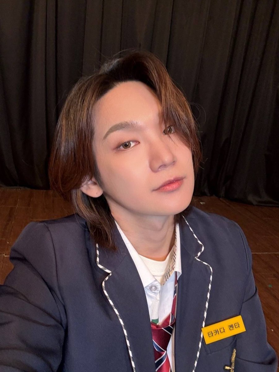 [#fromKENTASANGGYUN]

오늘 학생으로 돌아간것 같았던 우리!
저희는 너무 즐거웠는데 어땠어요?
오늘 타임캡슐에 넣은 서로에게 전하는 마음은
나중에 꼭 함께 열어보기로 해요 🤙💛💙

#KENTASANGGYUN #KENTA #SANGGYUN #Hellofromtheotherside #HFTOS #켄타상균 #켄타 #상균 #짝꿍