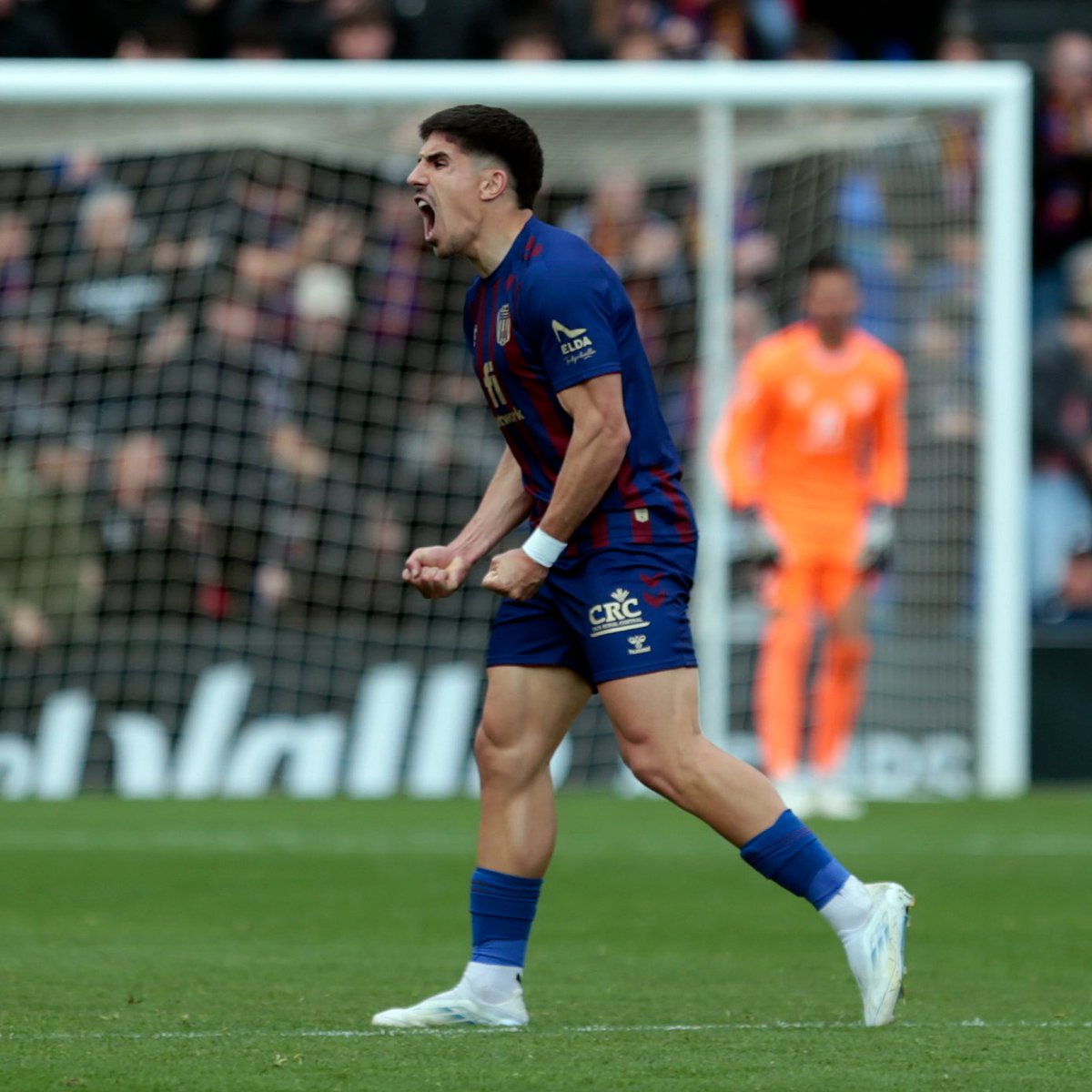 ❤️ Revulsivo y goleador. 💙

#LALIGAHYPERMOTION | <a href="/CD_Eldense/">CD Eldense</a>