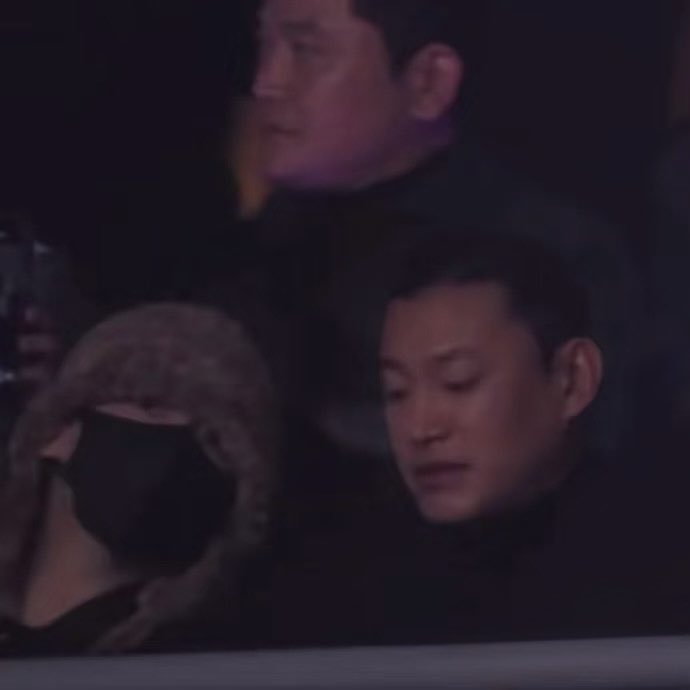 is jungkook attending aespa concert encore day 2???