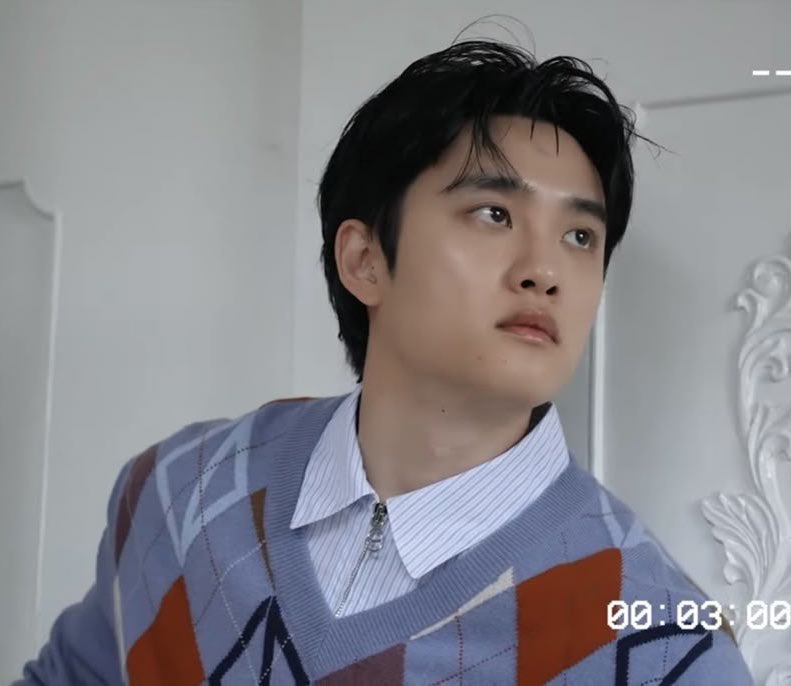 도경수 화보 주세요…..